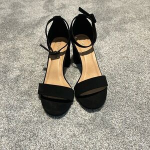 City classified strappy 2.5 high heels